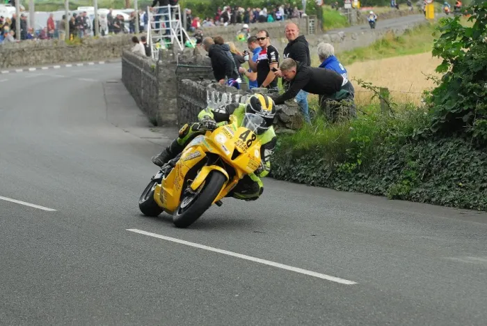 Framed Print : Brad Vicars (Honda) 2016 Southern 100