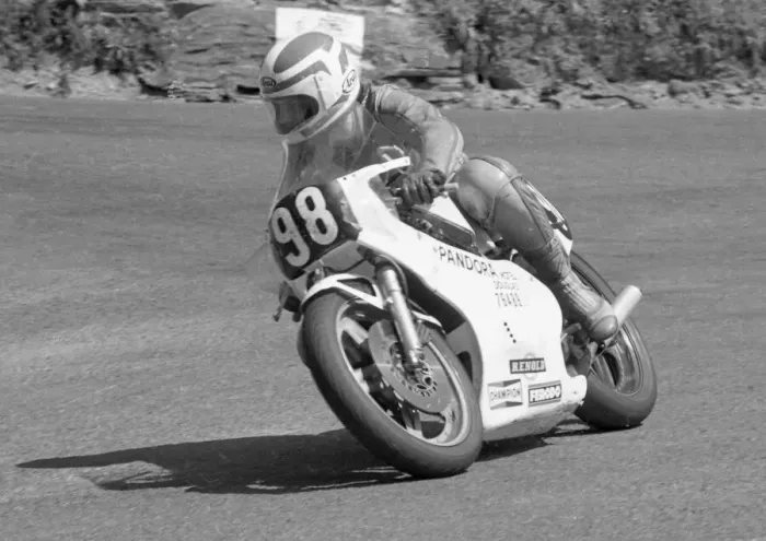 Framed Print : Brent Gladwin (Yamaha) 1983 Formula Two TT Framed Print : Brent Gladwin (Yamaha) 1983 Formula Two TT