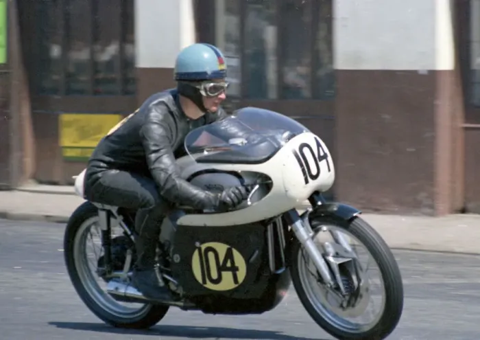 Framed Print : Brian Adams (Norton) 1968 Senior TT Framed Print : Brian Adams (Norton) 1968 Senior TT