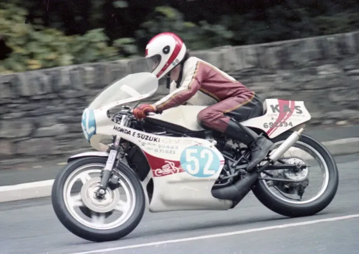 Framed Print : Brian Brownrigg (Yamaha) 1982 Newcomers Manx Grand Prix Framed Print : Brian Brownrigg (Yamaha) 1982 Newcomers Manx Grand Prix