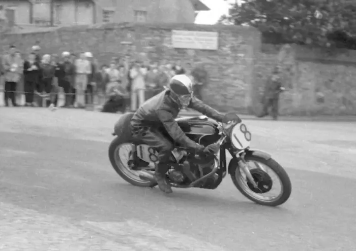 Framed Print : Brian Hunter (Norton) 1960 Southern 100 Framed Print : Brian Hunter (Norton) 1960 Southern 100