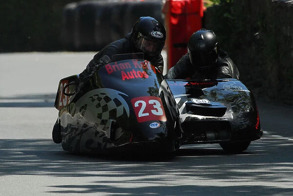 Brian Kelly & Jason O Connor (Windle Honda) 2013 Sidecar TT