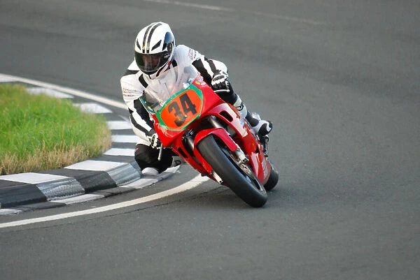 Brian Mateer (Yamaha) 2011 Junior Post Classic TT
