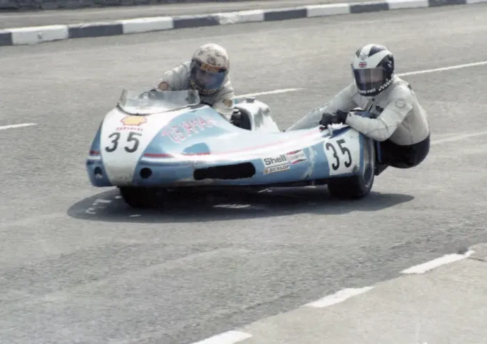 Framed Print : Brian Meeson & Otto Smith (GB Yamaha) 1980 Sidecar TT