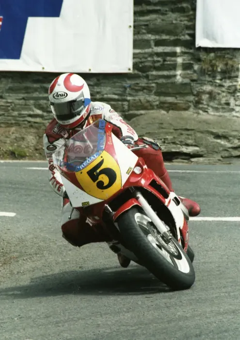 Framed Print : Brian Reid (Yamaha) 1992 Supersport 600 TT Framed Print : Brian Reid (Yamaha) 1992 Supersport 600 TT