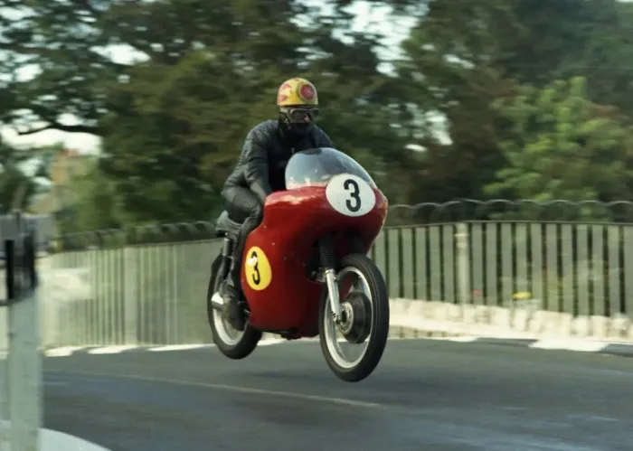 Framed Print : Brian Smith (Matchless) 1967 Senior Manx Grand Prix