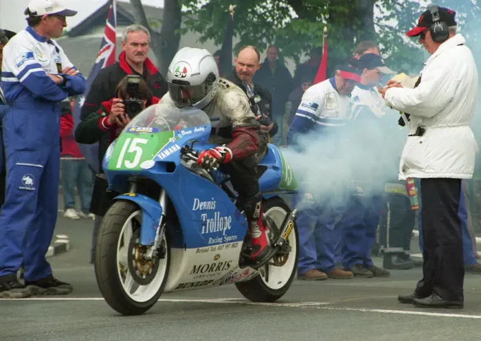 Framed Print : Bruce Anstey (DTR Yamaha) 2000 Lightweight TT Framed Print : Bruce Anstey (DTR Yamaha) 2000 Lightweight TT