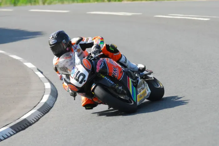 Framed Print : Bruce Anstey (Honda) 2013 Senior TT Framed Print : Bruce Anstey (Honda) 2013 Senior TT