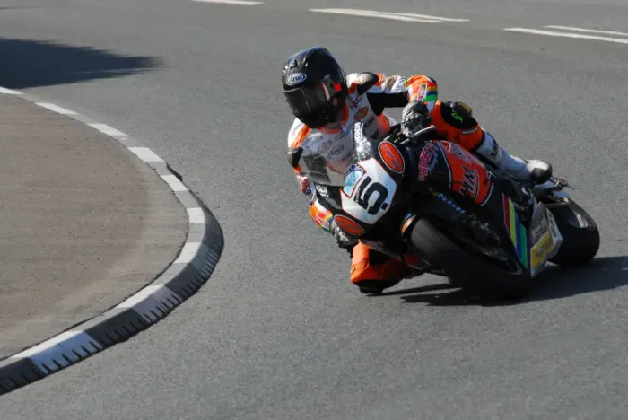 Framed Print : Bruce Anstey (Honda) 2013 Senior TT Framed Print : Bruce Anstey (Honda) 2013 Senior TT