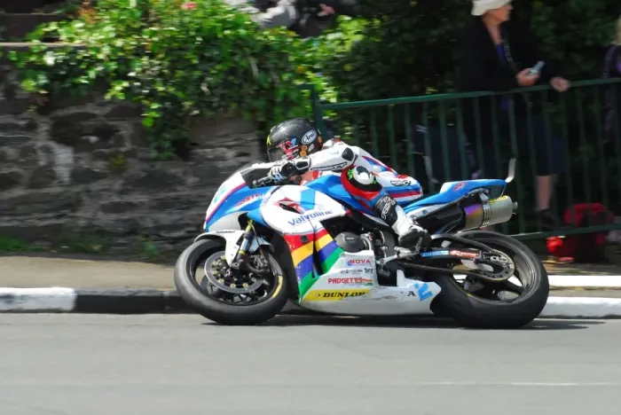 Framed Print : Bruce Anstey (Honda) 2016 Supersport 2 TT Framed Print : Bruce Anstey (Honda) 2016 Supersport 2 TT