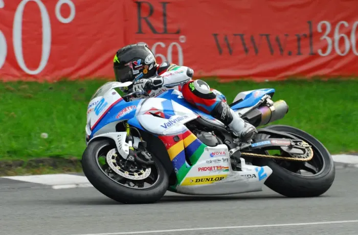 Framed Print : Bruce Anstey (Honda) 2017 Supersport TT Framed Print : Bruce Anstey (Honda) 2017 Supersport TT