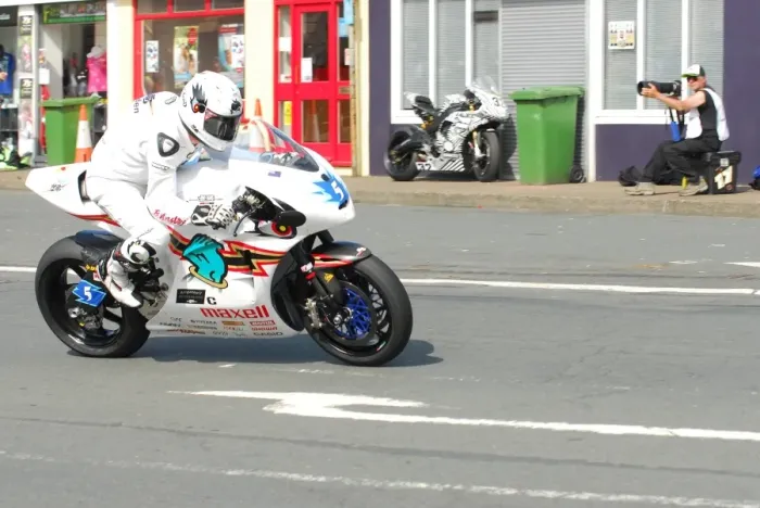 Framed Print : Bruce Anstey (Mugen) 2016 Zero TT Framed Print : Bruce Anstey (Mugen) 2016 Zero TT