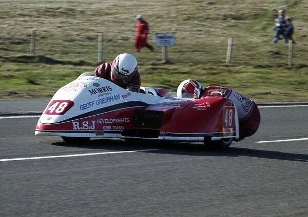 Bruce Moore & Dave Bilton (RSJ Greenham Kawasaki) 1994 Sidecar TT