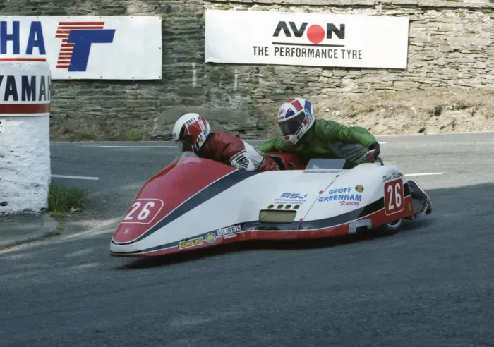 Framed Print : Bruce Moore & Guy Lowe (Shellbourne Yamaha) 1992 Sidecar TT Framed Print : Bruce Moore & Guy Lowe (Shellbourne Yamaha) 1992 Sidecar TT