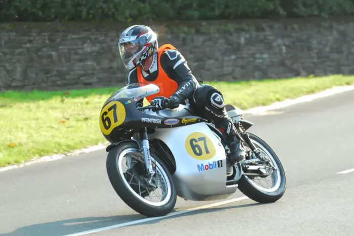 Framed Print : Bruce Verdon (Norton) 2013 500 Classic TT