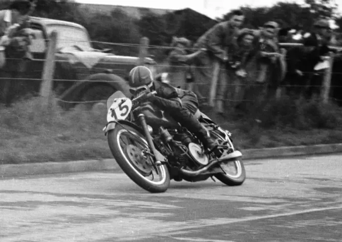Framed Print : Bruno Ruffo (Guzzi) 1951 Lightweight Ulster Grand Prix Framed Print : Bruno Ruffo (Guzzi) 1951 Lightweight Ulster Grand Prix