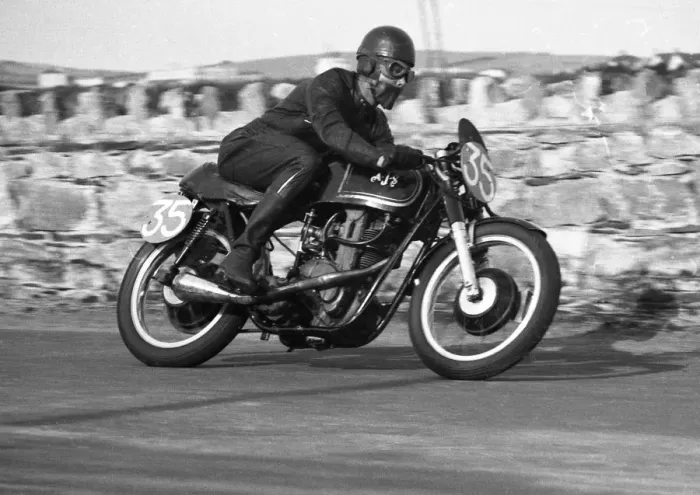 Framed Print : Bryan Gill (AJS) 1959 Southern 100 Framed Print : Bryan Gill (AJS) 1959 Southern 100