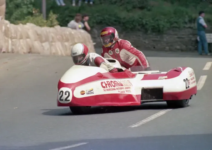 Framed Print : Bryan Gray & David Huntingdon (Honda) 1986 Sidecar TT Framed Print : Bryan Gray & David Huntingdon (Honda) 1986 Sidecar TT