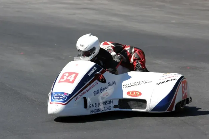 Framed Print : Bryan Pedder & Rod Steadman (Windle Suzuki) 2008 Sidecar TT Framed Print : Bryan Pedder & Rod Steadman (Windle Suzuki) 2008 Sidecar TT