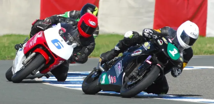 Framed Print : Callum Collister (Kawasaki) Dean Osborne (Honda) April; Jurby Framed Print : Callum Collister (Kawasaki) Dean Osborne (Honda) April; Jurby