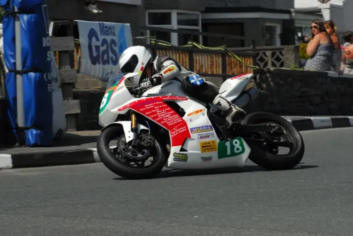 Framed Print : Callum Laidlaw (Suzuki) 2013 Southern 100 Framed Print : Callum Laidlaw (Suzuki) 2013 Southern 100