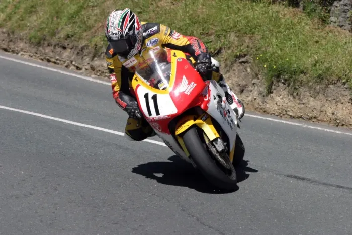 Framed Print : Cameron Donald (Honda) 2006 Superbike TT Framed Print : Cameron Donald (Honda) 2006 Superbike TT
