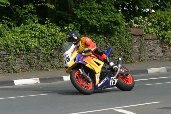 Framed Print : Carl Rennie (Suzuki) 2010 Superbike TT