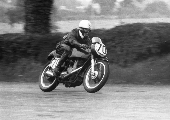 Framed Print : Carl Ward (AJS) 1961 Junior Manx Grand Prix Framed Print : Carl Ward (AJS) 1961 Junior Manx Grand Prix