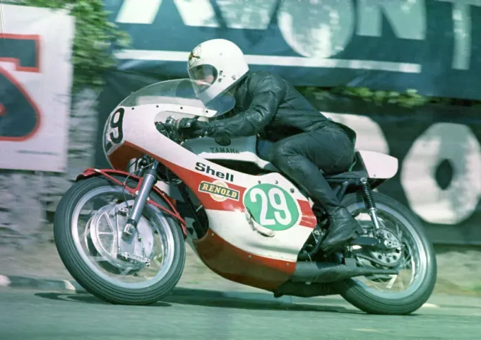 Framed Print : Carl Ward (Yamaha) 1973 Lightweight TT Framed Print : Carl Ward (Yamaha) 1973 Lightweight TT
