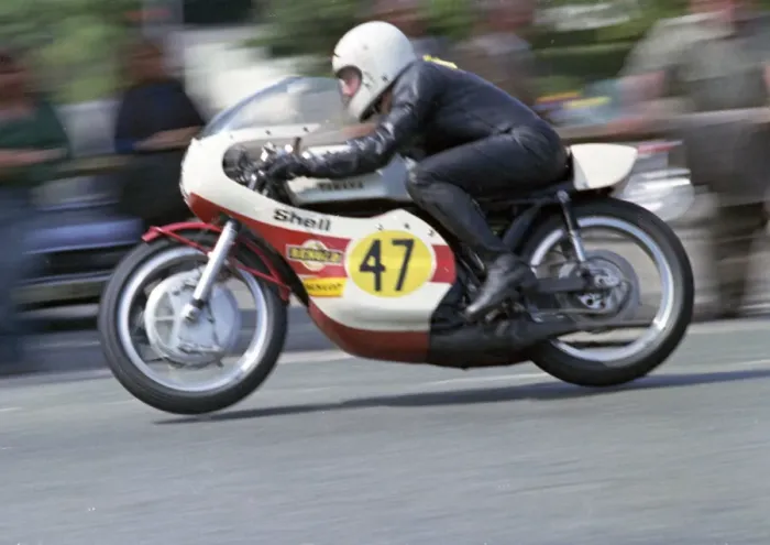 Framed Print : Carl Ward (Yamaha) 1973 Senior TT