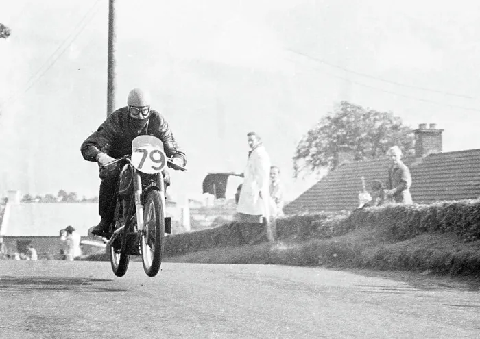 Framed Print : Charlie Gray AJS 1952 Junior Ulster Grand Prix Framed Print : Charlie Gray AJS 1952 Junior Ulster Grand Prix