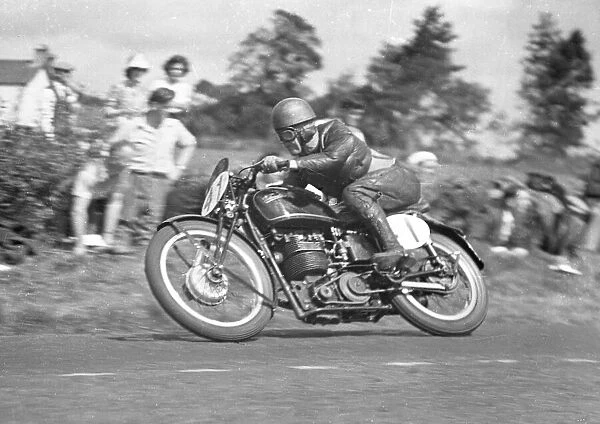 Charlie Salt (Velocette) 1949 Junior Ulster Grand Prix