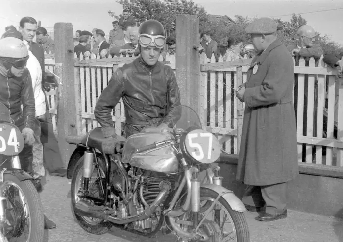 Framed Print : Charlie Salt (Velocette) 1952 Junior TT