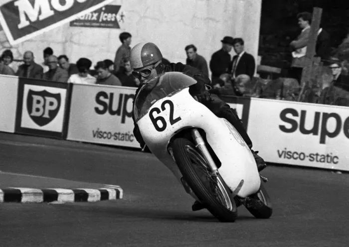Framed Print : Charlie Watts (Norton) 1966 Junior TT Framed Print : Charlie Watts (Norton) 1966 Junior TT