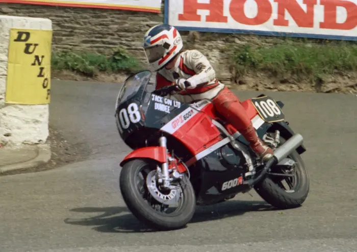 Framed Print : Charlie Wright (Kawasaki) 1986 Formula Two TT