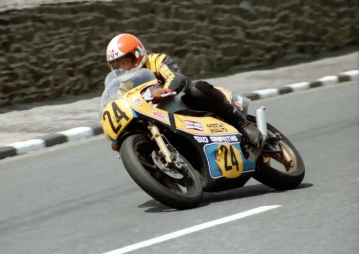 Framed Print : Chas Mortimer (Bartol) 1984 Senior TT Framed Print : Chas Mortimer (Bartol) 1984 Senior TT