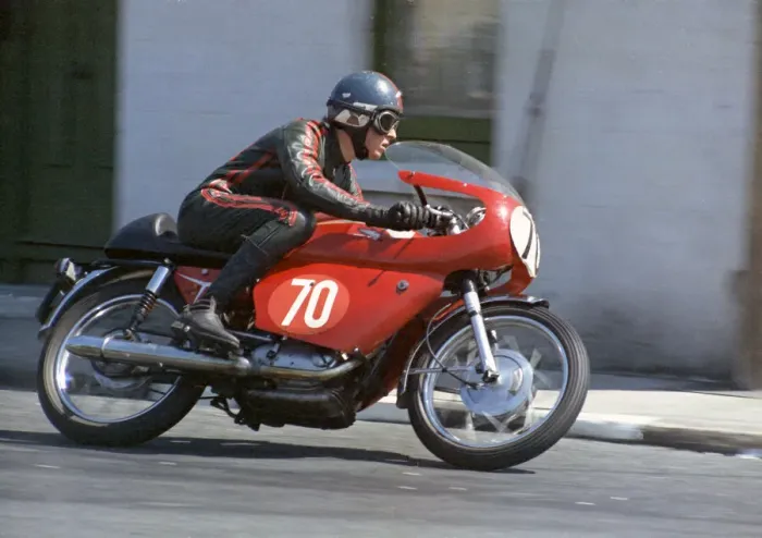 Framed Print : Chas Mortimer (Ducati) 1969 Production TT Framed Print : Chas Mortimer (Ducati) 1969 Production TT