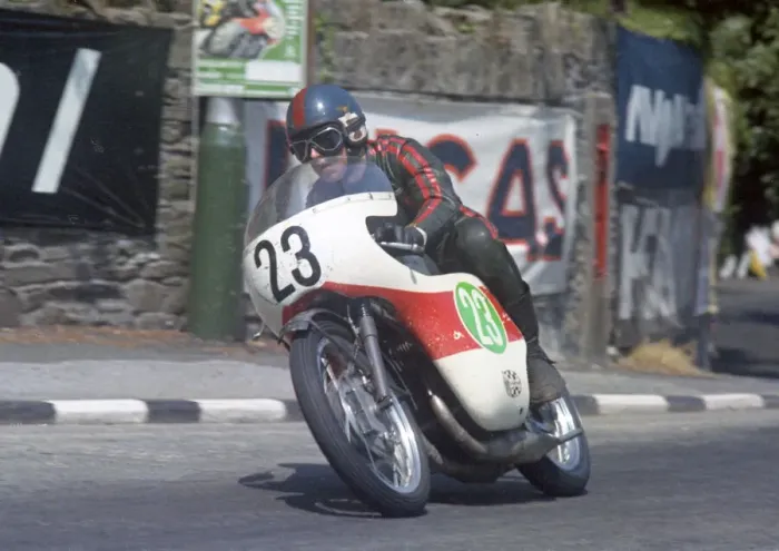 Framed Print : Chas Mortimer (Yamaha) 1969 Lightweight TT Framed Print : Chas Mortimer (Yamaha) 1969 Lightweight TT