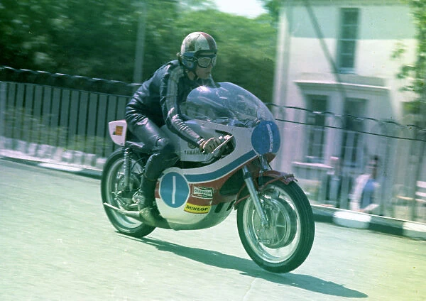 Chas Mortimer (Yamaha) 1972 Junior TT