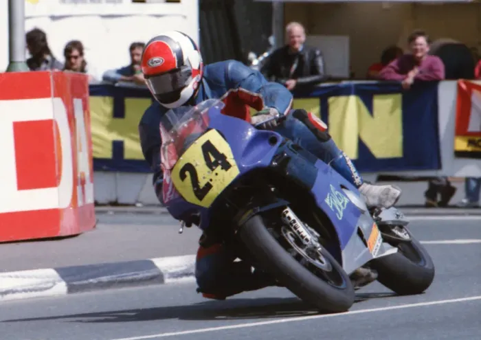 Framed Print : Chris Day (Honda) 1994 Supersport 600 TT Framed Print : Chris Day (Honda) 1994 Supersport 600 TT
