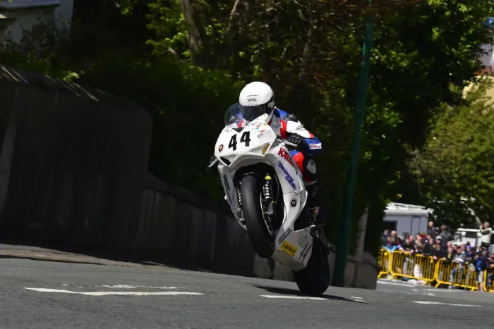 Framed Print : Chris Dixon (Honda) 2015 Superbike TT