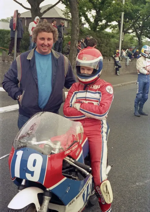 Framed Print : Chris Fargher (Yamaha) 1987 Junior TT Framed Print : Chris Fargher (Yamaha) 1987 Junior TT