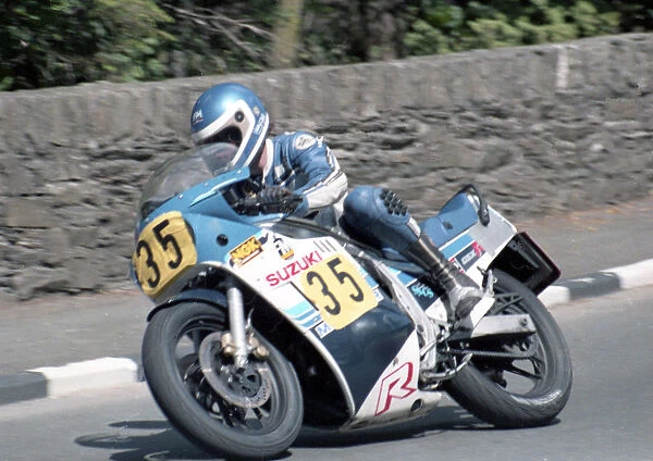 Chris Faulkner (Suzuki) 1985 Senior TT