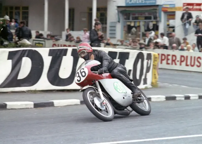 Framed Print : Chris Goosen (Bultaco) 1965 Lightweight TT Framed Print : Chris Goosen (Bultaco) 1965 Lightweight TT