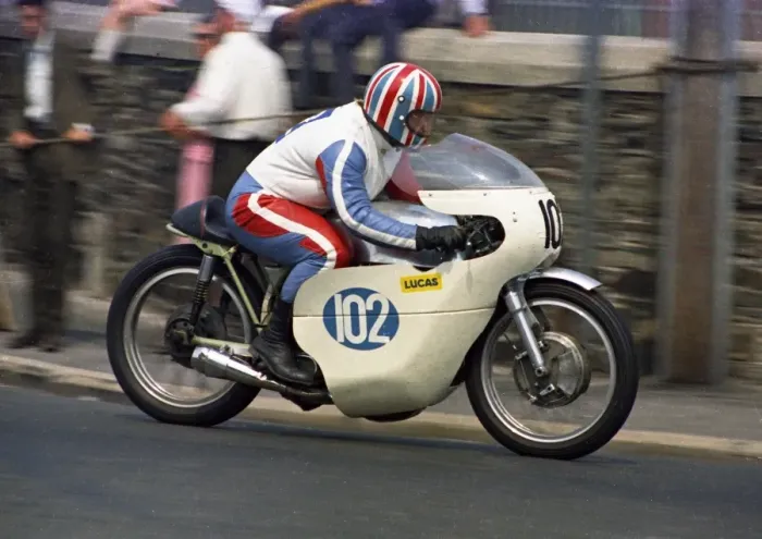 Framed Print : Chris Gregory (Norton) 1970 Senior TT Framed Print : Chris Gregory (Norton) 1970 Senior TT