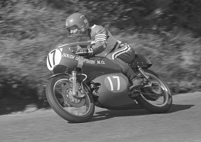 Framed Print : Chris Griffiths (Aermacchi) 1979 Junior Manx Grand Prix