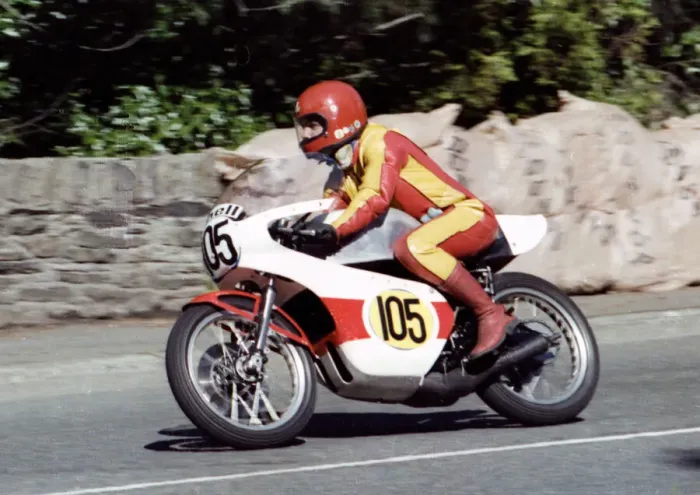 Framed Print : Chris Griffiths (Yamaha) 1978 Senior Manx Grand Prix Framed Print : Chris Griffiths (Yamaha) 1978 Senior Manx Grand Prix