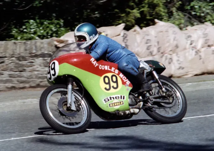 Framed Print : Chris Harris (Cowles Matchless) 1978 Senior Manx Grand Prix Framed Print : Chris Harris (Cowles Matchless) 1978 Senior Manx Grand Prix