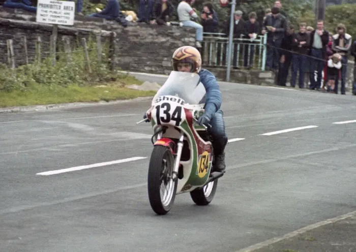 Framed Print : Chris Harris (Cowles Yamaha) 1982 Southern 100 Framed Print : Chris Harris (Cowles Yamaha) 1982 Southern 100