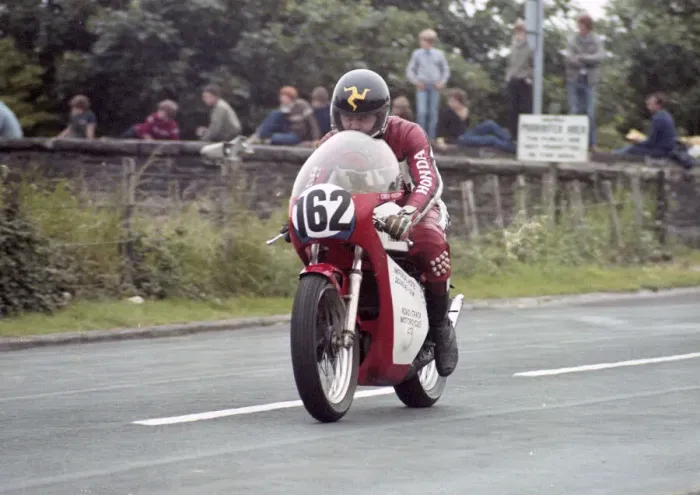Framed Print : Chris Kneen (Yamaha) 1982 Southern 100